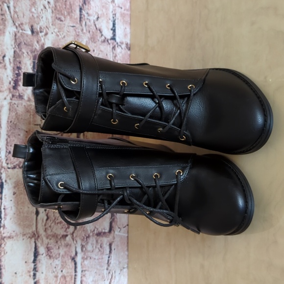 SHOEDAZZLE DILLY BLOCK HEEL BOOTIE - Picture 8 of 14